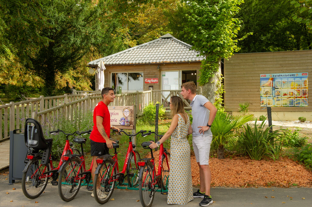 Parc de Montsabert, Camping Pays de la Loire - 11