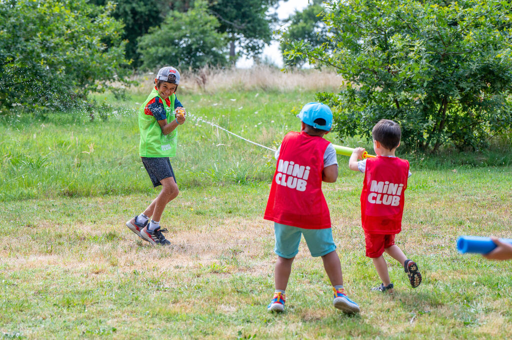 Roumingue, Camping Aquitaine - 42